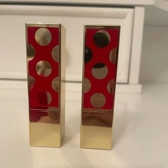TWO Estée Lauder Red Ribbon lipsticks! Limited Edition Brand new, cost $84 new 💄 - Picture 2 of 6